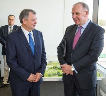 Посол Литвы и калужский губернатор обсудили перспективы сотрудничества в сфере лесопереработки