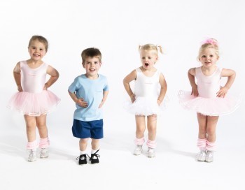 В Калуге малыши от двух лет могут поступить в танцевальную школу