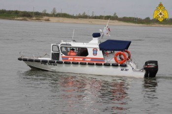 В Калуге водолазы подняли из Оки тело человека