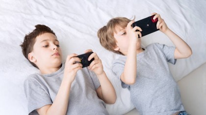 I took smartphones from my grandchildren and now my daughter refuses to deliver my children to me