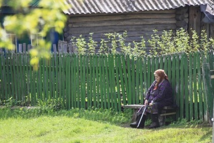 Что делать если соседи сверху постоянно трясут половики с балкона