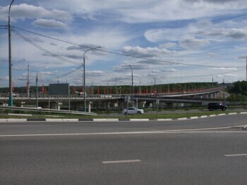 Места повреждения Гагаринского моста огородили сигнальной лентой