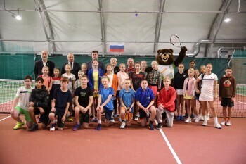 В Калуге начался теннисный турнир