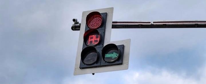 С понедельника на улицах Калуги временно начнут отключать светофоры для замены 