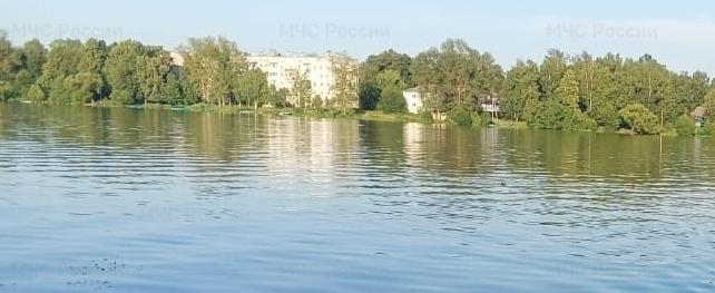В озере в Калужской области нашли труп