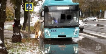 В Обнинске школьница попала под автобус на пешеходном переходе