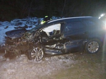 На трассе М-3 в столкновении двух автомобилей погиб 3-летний ребёнок 