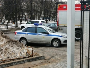 В Калужской области из-за несоблюдения дистанции в массовое ДТП попали 3 автомобиля