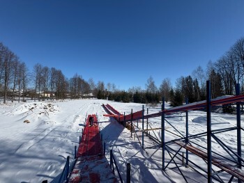 В Калужской области строят всесезонную тюбинговую горку