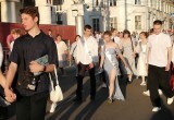 В Калуге прошло традиционное шествие выпускников 2024 года